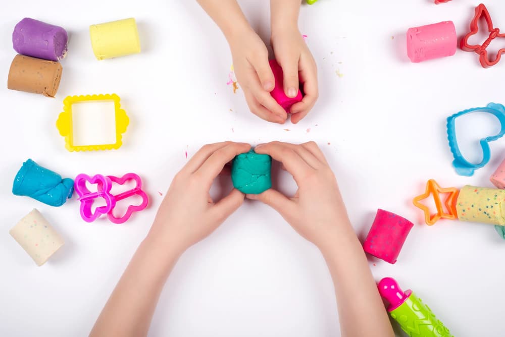 Ciastolina, modelina, plastelina – co wybrać? Jak zrobić z nich figurki? Ciastolina, modelina, plastelina – co wybrać? Jak zrobić z nich figurki?