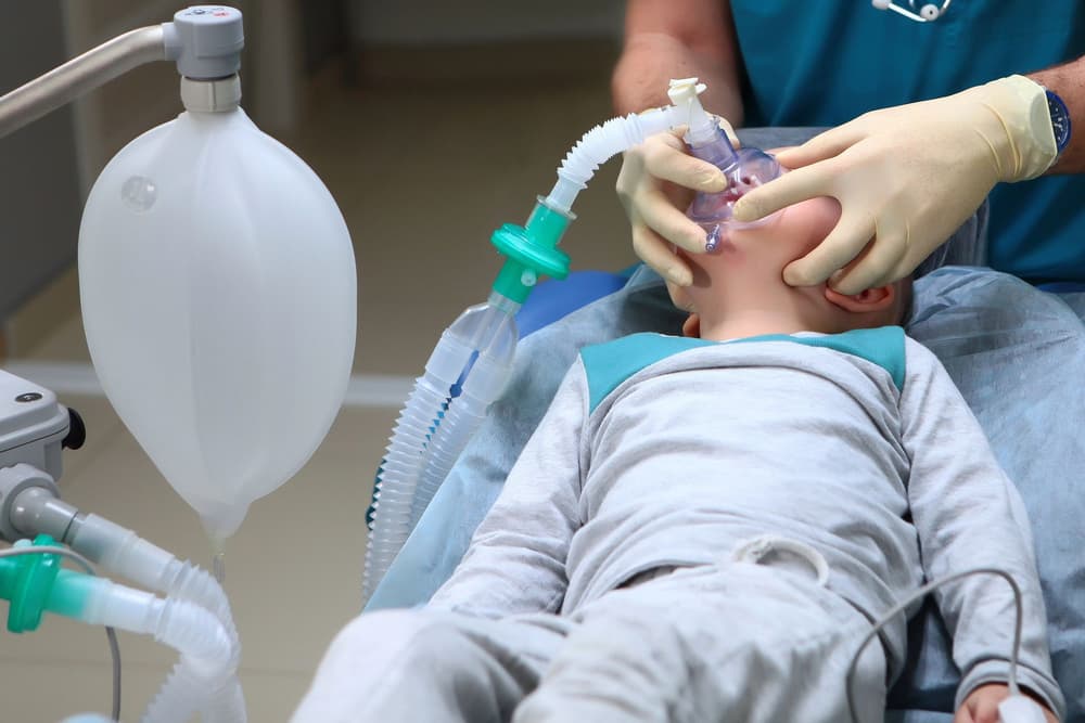 Narkoza u dziecka – kiedy się ją stosuje? Czy jest bezpieczna? Skutki uboczne Narkoza u dziecka – kiedy się ją stosuje? Czy jest bezpieczna? Skutki uboczne