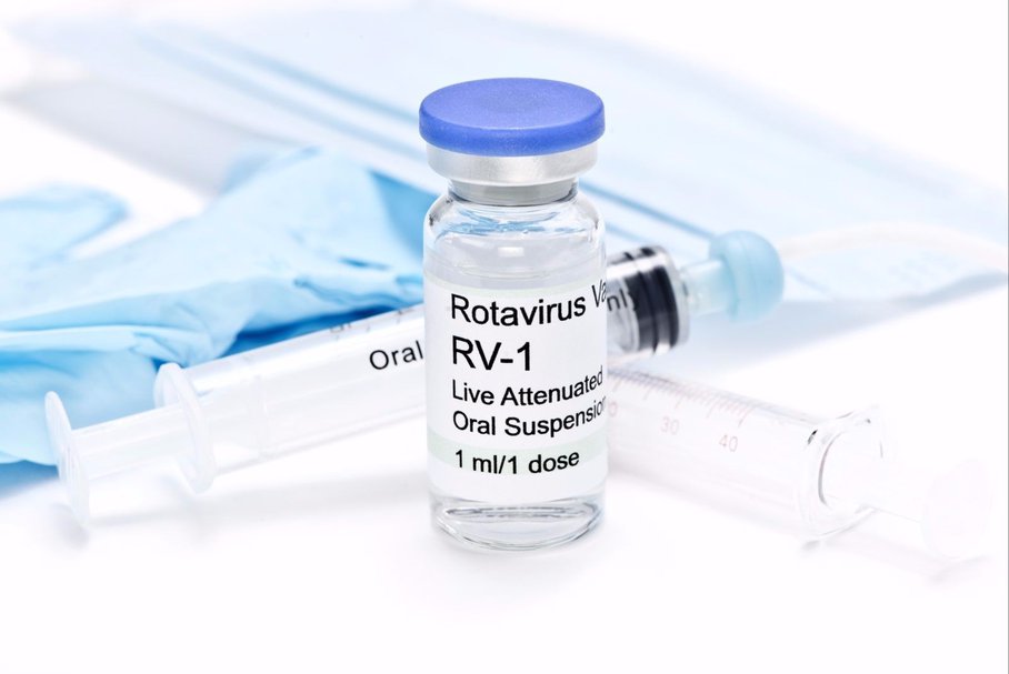 Szczepionka na rotawirusy – kiedy szczepić, czy to bezpieczne, jakie są powikłania?