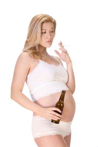 Fakty i mity o piciu alkoholu w ciąży - Mamazone
