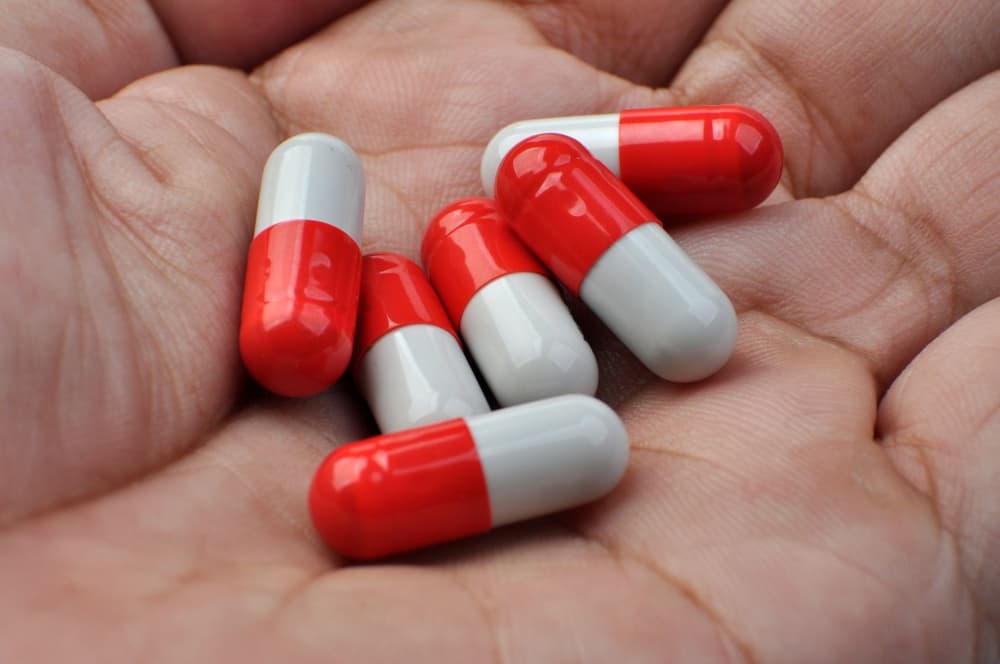 Leki na anginę – antybiotyk i leki bez recepty w leczeniu dzieci i dorosłych