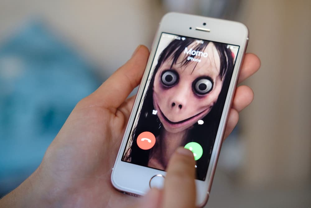 Internetowe challenge – niebezpieczne zabawy dla dzieci