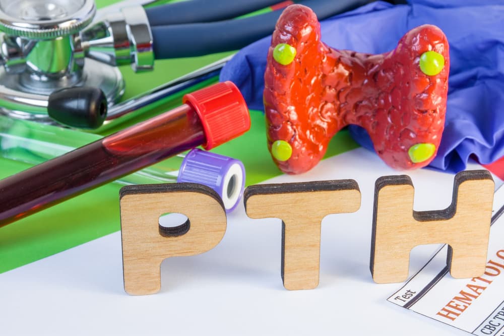Niedoczynność przytarczyc – przyczyny, objawy, diagnostyka, leczenie niedoczynności przytarczyc