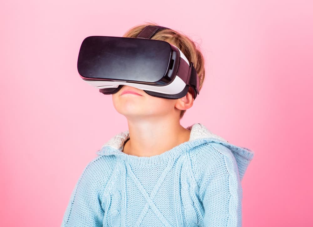 Okulary VR – czy to dobry pomysł na prezent dla dziecka?
