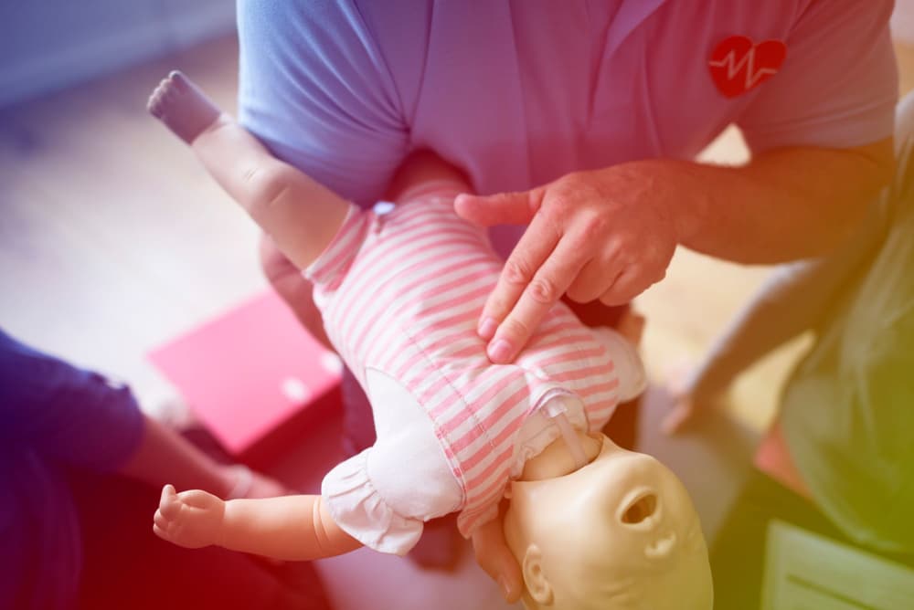 Pierwsza pomoc u dziecka – jak reanimować?