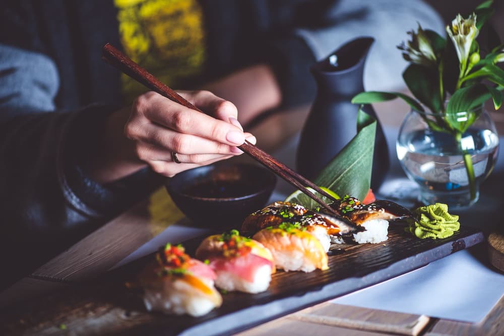 Sushi w ciąży – czy można, jakie jeść, które przepisy wybrać?