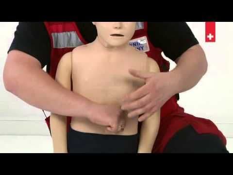 Pierwsza pomoc: Zakrztuszenie kilkulatka