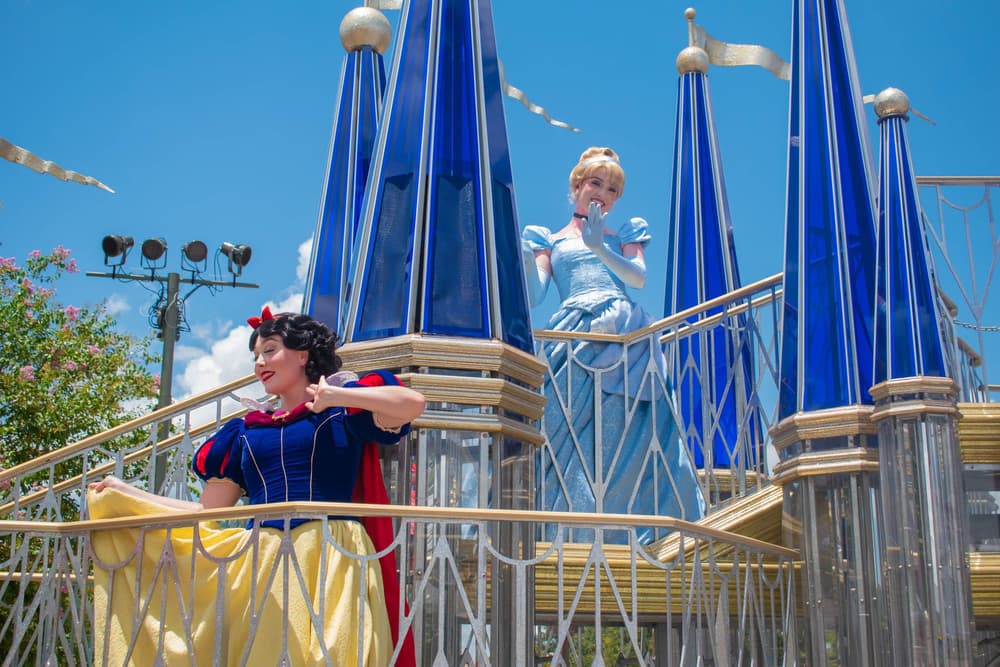 Księżniczki Disneya – jakie są, dlaczego dziewczynki tak je kochają Księżniczki Disneya – jakie są, dlaczego dziewczynki tak je kochają